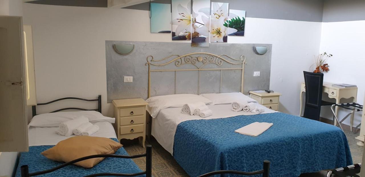 Hotel Bianchi Viareggio Buitenkant foto