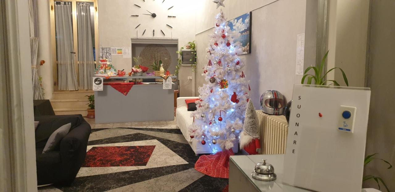 Hotel Bianchi Viareggio Buitenkant foto