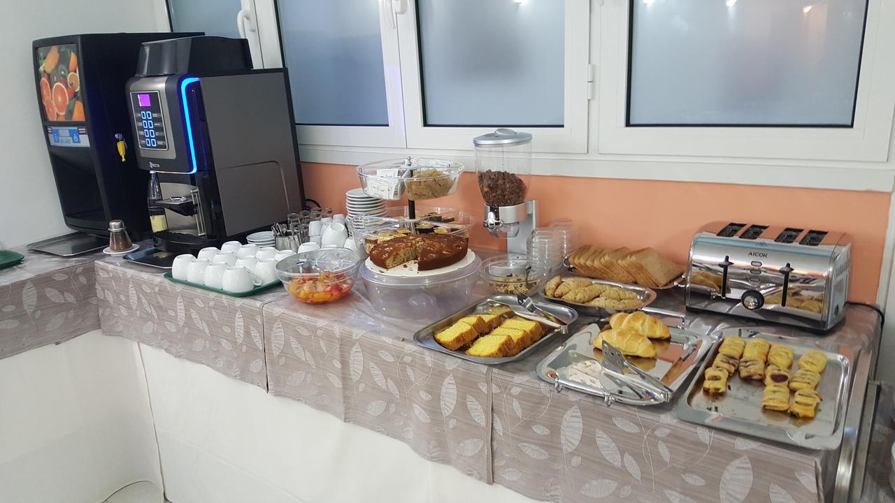 Hotel Bianchi Viareggio Buitenkant foto