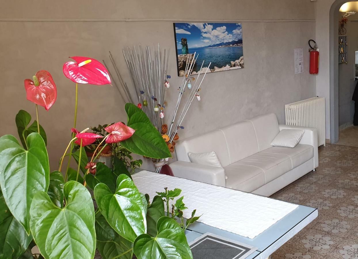 Hotel Bianchi Viareggio Buitenkant foto