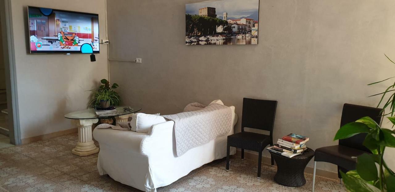 Hotel Bianchi Viareggio Buitenkant foto